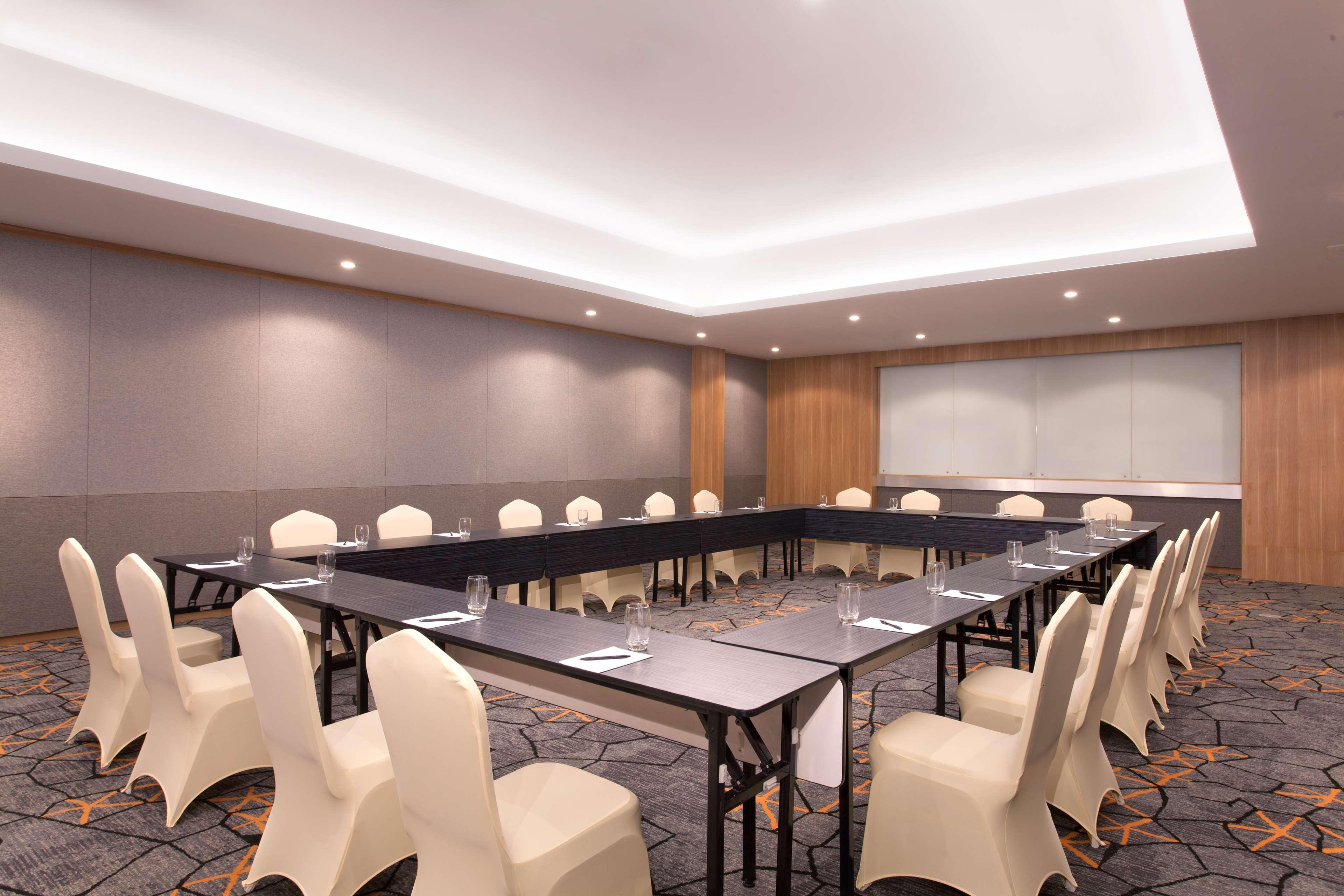 Aiho Hotel Medan Zewnętrze zdjęcie