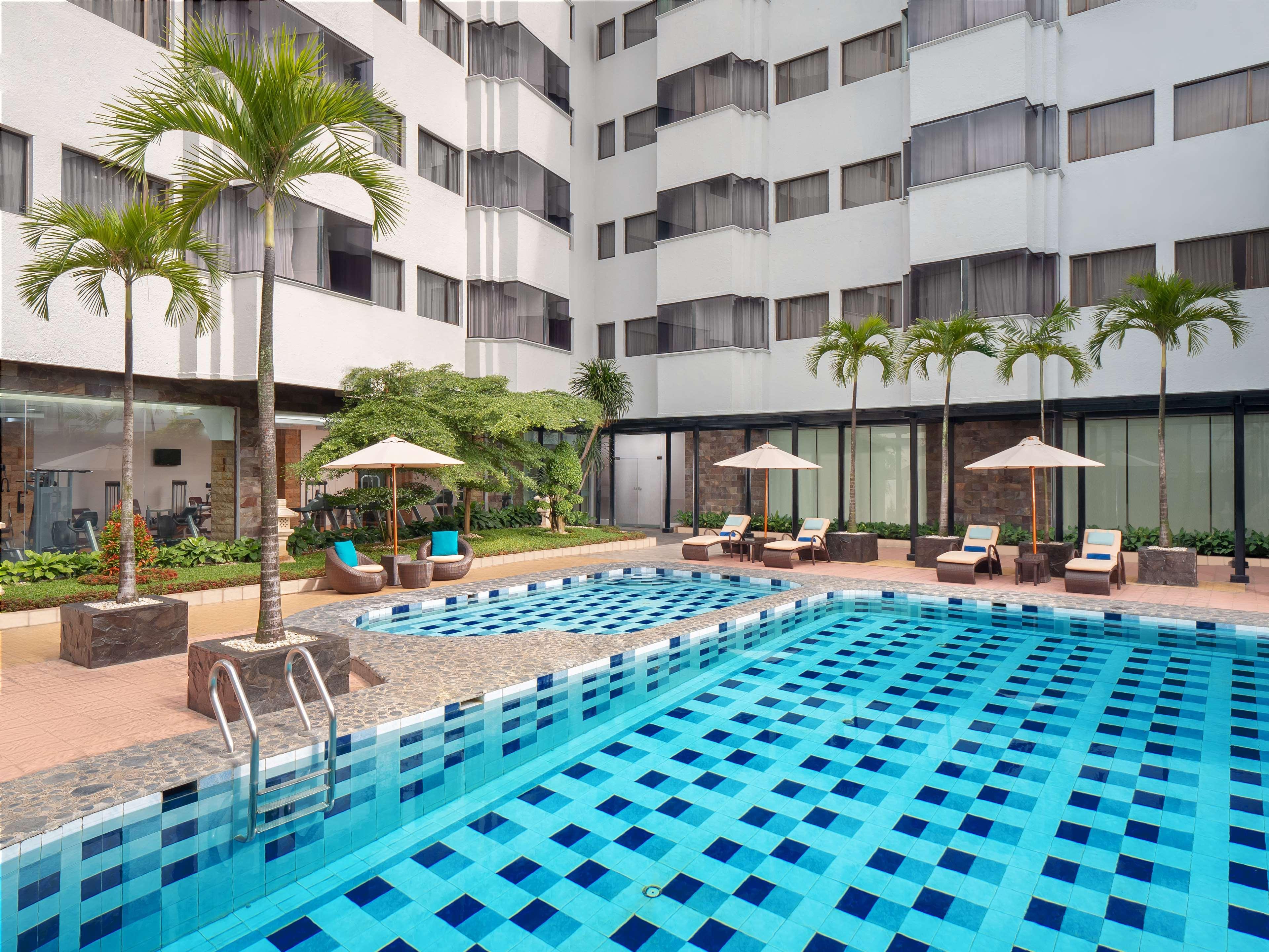 Aiho Hotel Medan Zewnętrze zdjęcie